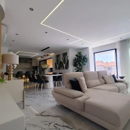 Apartment Da Vargem - Premium 3-bedroom Penthouse With Rooftop, Jacuzzi & Bbq Canico (Madeira)