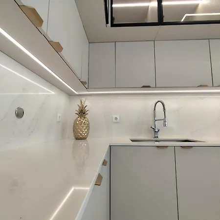 Da Vargem - Premium 3-bedroom Penthouse With Rooftop, Jacuzzi & Bbq Apartment Canico (Madeira)