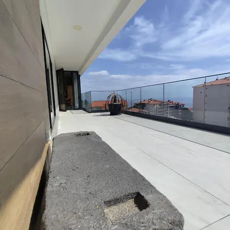 Da Vargem - Premium 3-bedroom Penthouse With Rooftop, Jacuzzi & Bbq Canico (Madeira)