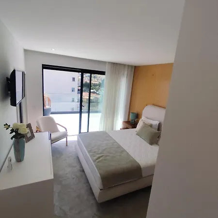 Da Vargem - Premium 3-bedroom Penthouse With Rooftop, Jacuzzi & Bbq Apartment *