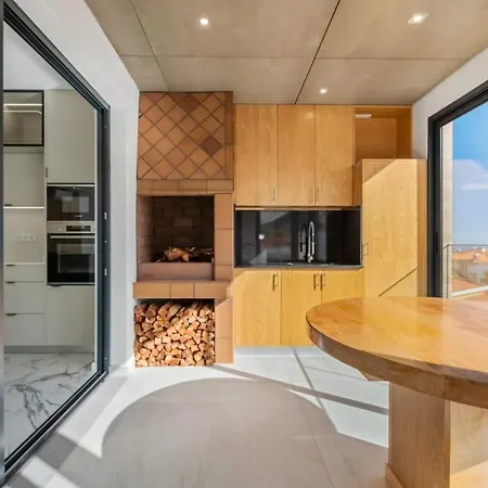 Da Vargem - Premium 3-bedroom Penthouse With Rooftop, Jacuzzi & Bbq * Canico (Madeira)