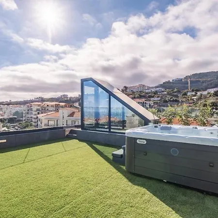 Da Vargem - Premium 3-bedroom Penthouse With Rooftop, Jacuzzi & Bbq