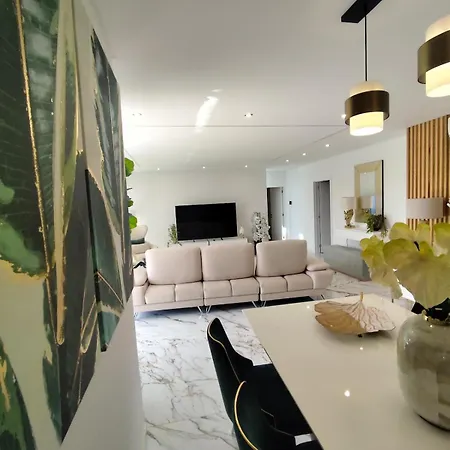 Da Vargem - Premium 3-bedroom Penthouse With Rooftop, Jacuzzi & Bbq Apartment Canico (Madeira)
