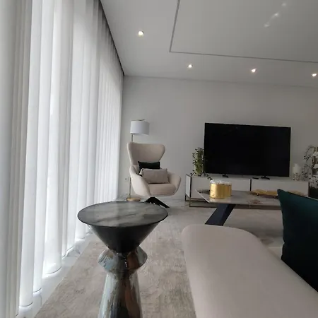 Da Vargem - Premium 3-bedroom Penthouse With Rooftop, Jacuzzi & Bbq Canico (Madeira)