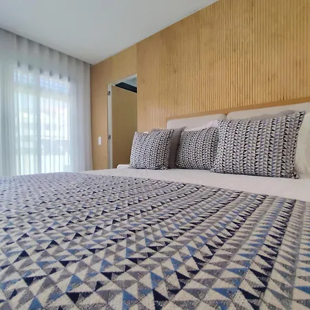 Apartment Da Vargem - Premium 3-bedroom Penthouse With Rooftop, Jacuzzi & Bbq *